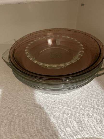 Miscellaneous glassware