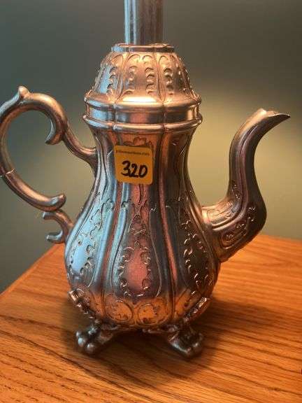 Teapot lamp