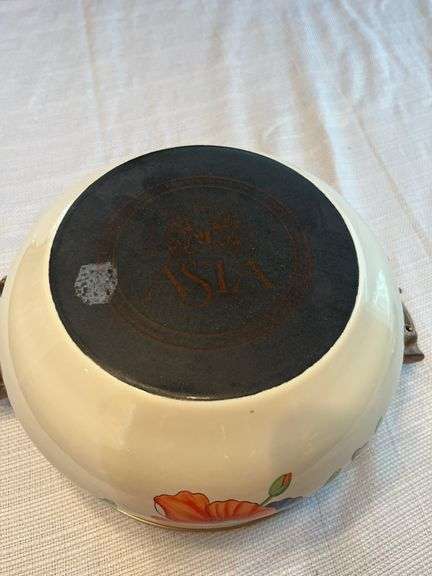 Metal covered casserole dish
