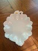 White dish lot