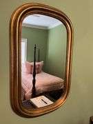 Gold mirror