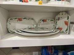 Miscellaneous serving platters