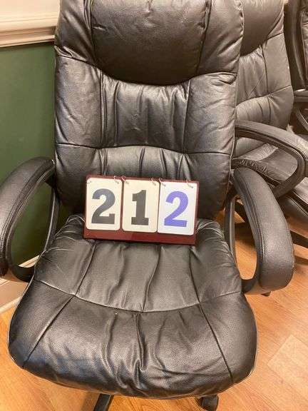 BLACK ADJUSTABLE LEATHER CHAIR image