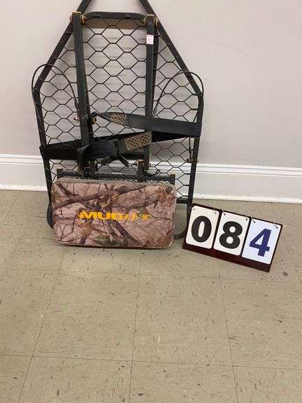 DEER STAND image
