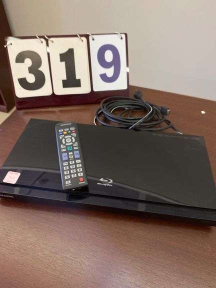SAMSUNG BLUERAY/DVD PLAYER image