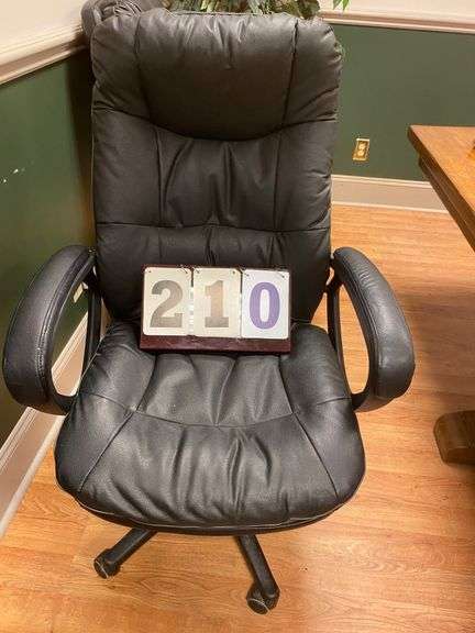 BLACK ADJUSTABLE LEATHER CHAIR image