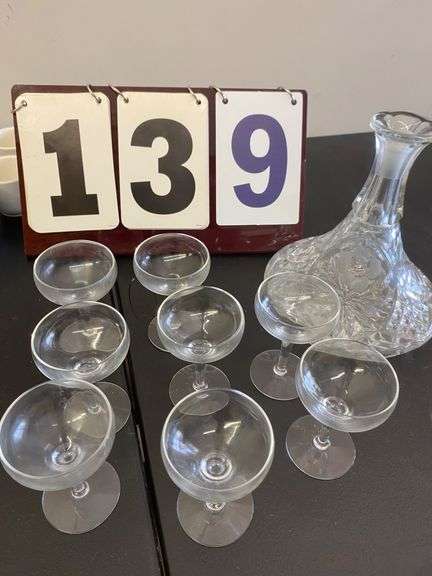 DECANTER SET image