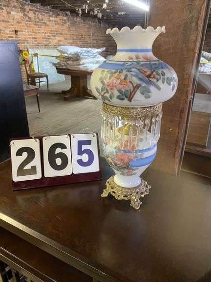VINTAGE "GONE WITH THE WIND" STYLE HURRICANE LAMP image