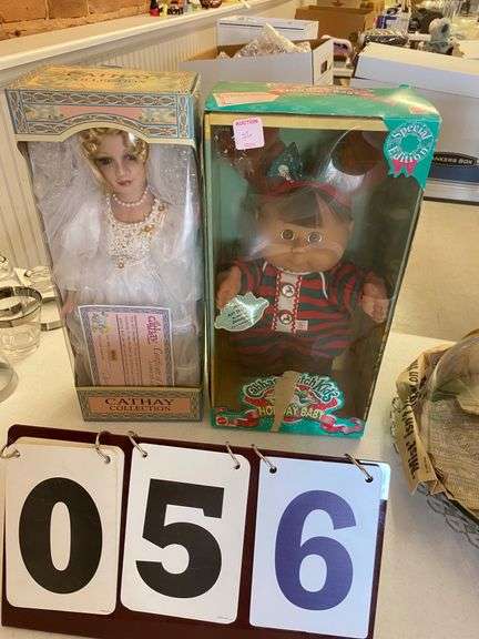 CABBAGE PATCH KID AND CATHAY DOLL image