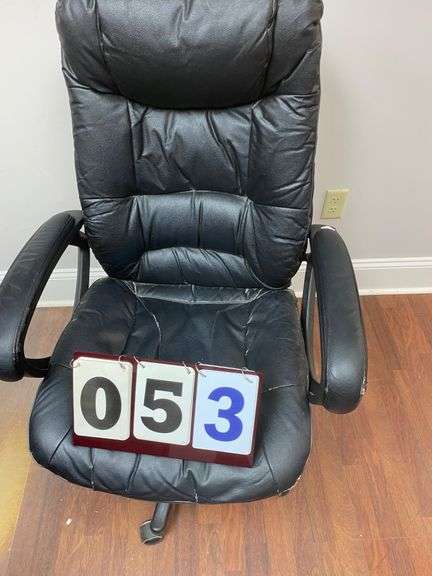 DESK CHAIR - IT HAS TEARS. image