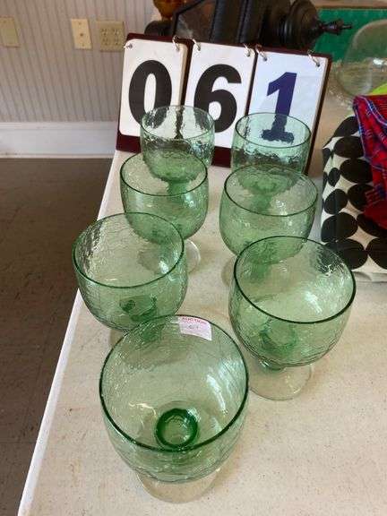 7 MORGANTOWN CRINKLE GLASS GOBLETS image