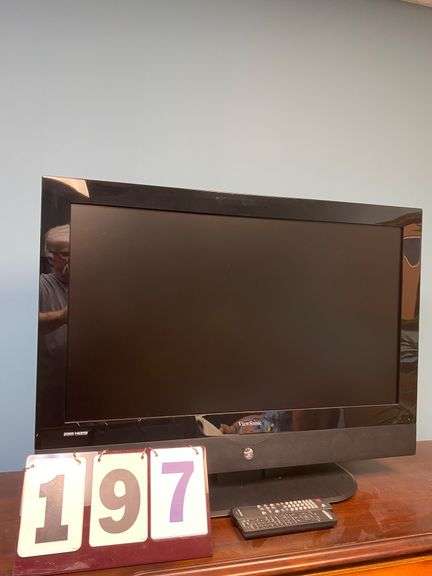 VIEW SONIC 37' DIAGONAL TV image