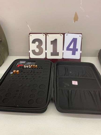 BATTERY TESTER AND CARRYING CASE image
