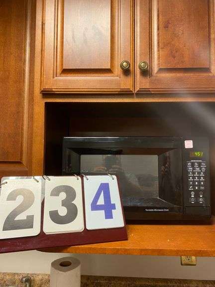 GE TURNTABLE MICROWAVE image