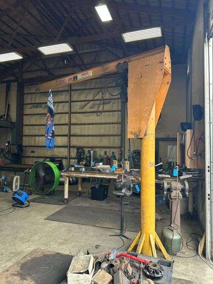 Abell-Howe 1/2 Ton Floor Mounted Jib Crane and Hoise image