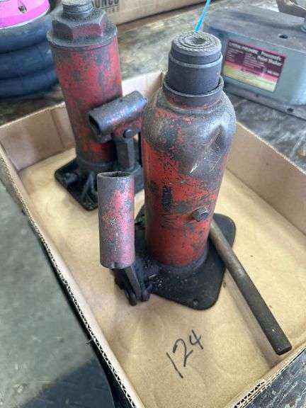 (2) Hydraulic Bottle Jacks image