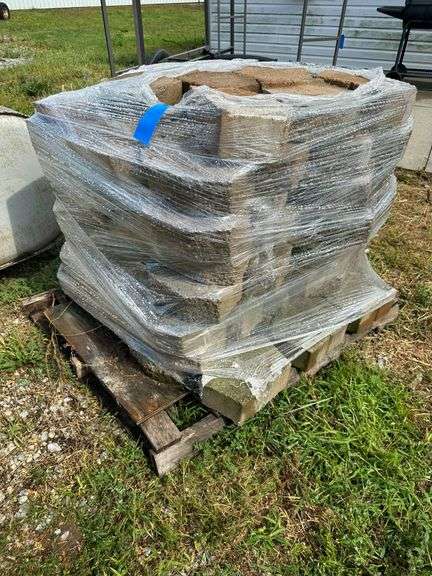 Landscape Pavers image