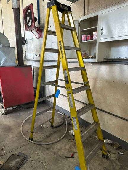 Rock River 7' Step Ladder image