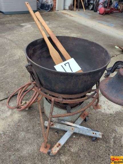 Cast Iron Cauldron With Heat Source & Stirring Paddles image