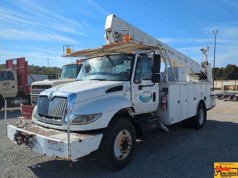 2005 International 4000 Bucket Truck, has small oil leak & dead battery. Was driven in but currently will only start with ether; 10,486 Miles; VIN 1HTMKAAR45H698445