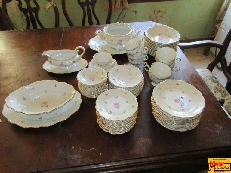 Johann Haviland Rosebud China, Bavaria, Germany image