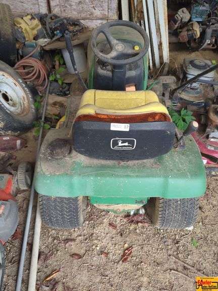 John Deere LX255 Riding Mower