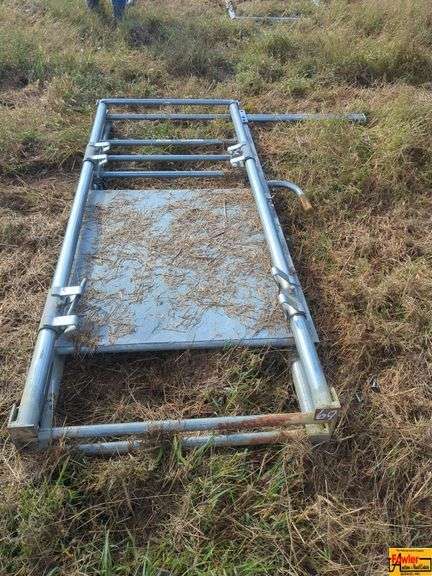 Livestock Chute image