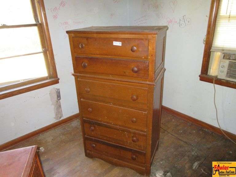 6-Drawer Chest image