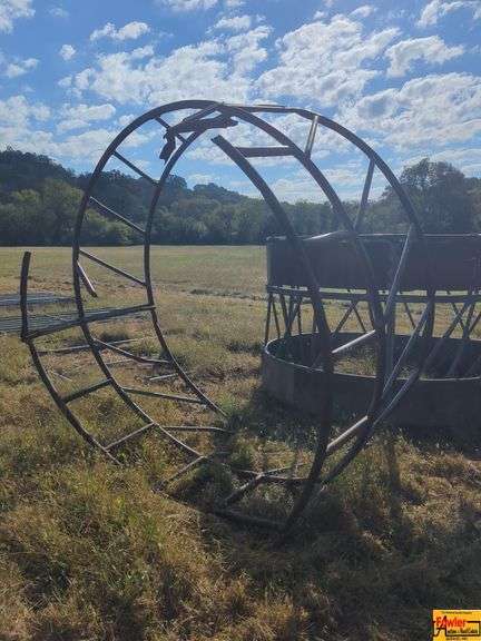 Metal Round Bale Hay Feeder image