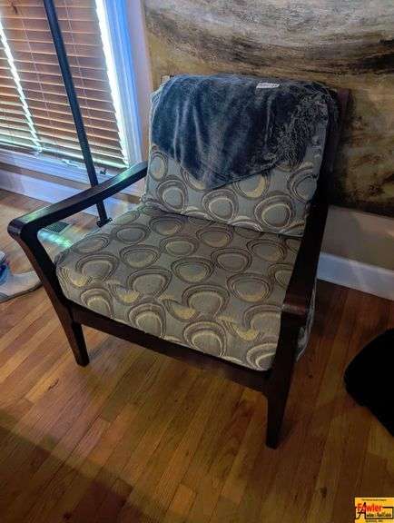Upholstered Armchair with Throw