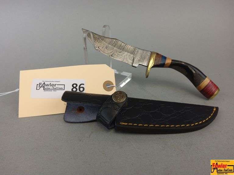 Handcrafted Damascus Style Steel Knife with Sheath image