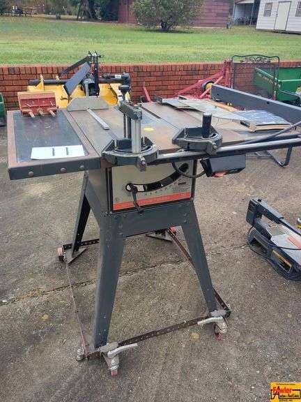 Craftsman 10" Table Saw image