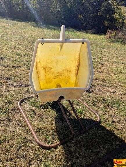Livestock Feeder image