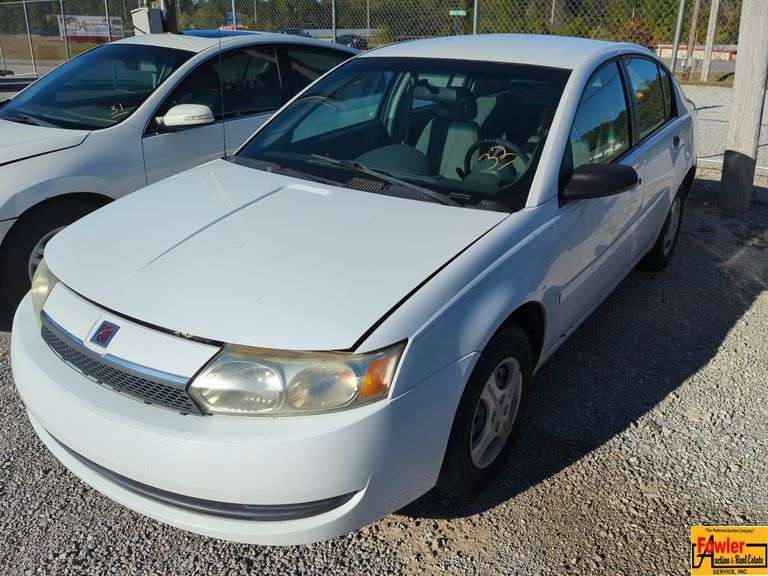 2004 Saturn Ion; 391,869 Miles; VIN 1G8AF52F34Z175789