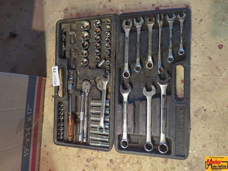 Mechanics Tool Set with Case image