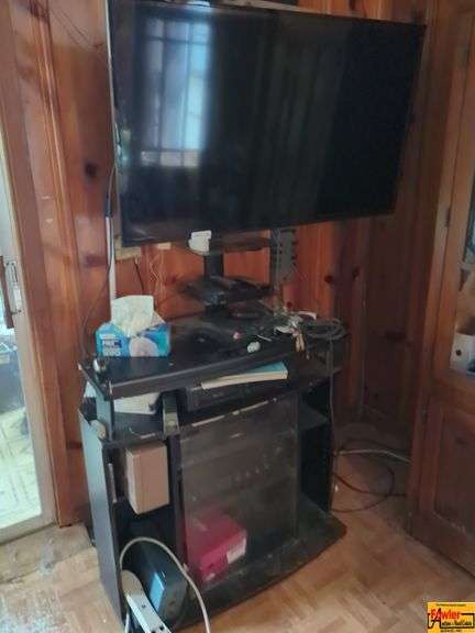 TV & Entertainment Station image