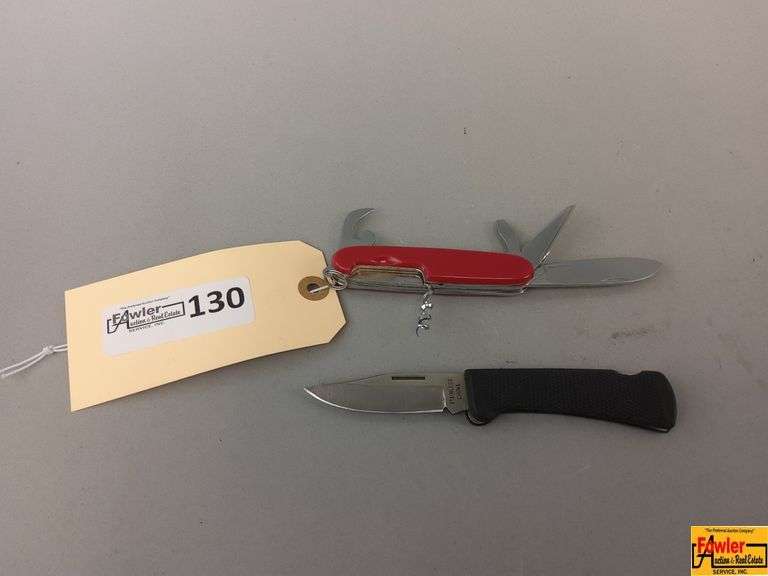 Lot of Two Pocket Knives image