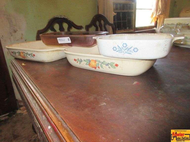 Pyrex & Corningware Casserole Dishes image
