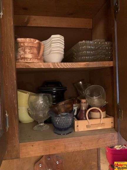 Contents of Cabinet image