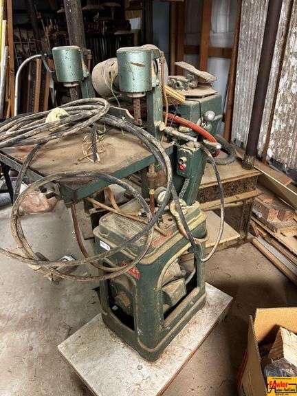 Newton Mfg. Horizontal Boring Machine image