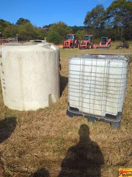 Large Capacity Plastic Water Storage Tanks image