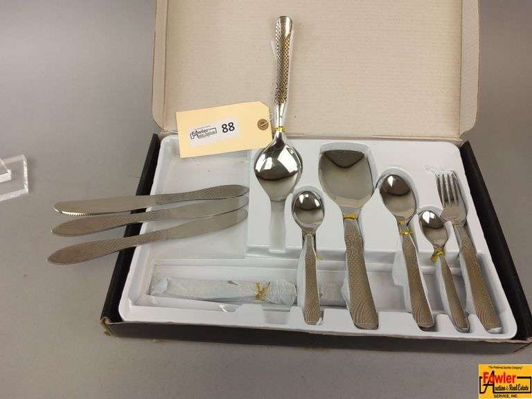 MHS Cutlery Collection Silverware Set image