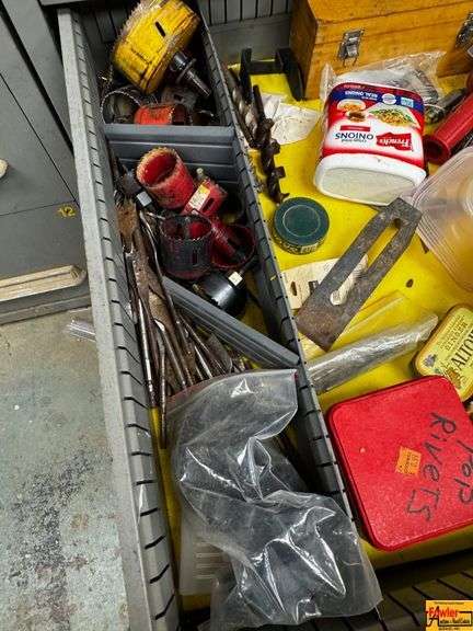 Cabinet & Contents image