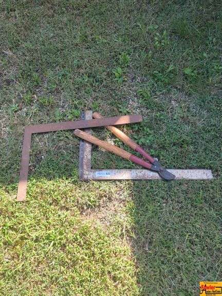 Squares and Hedge Trimmer image