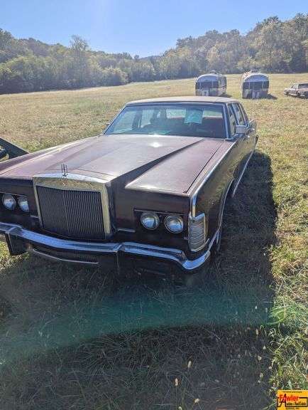 1976 Lincoln Continental; VIN 7Y82A828606 image