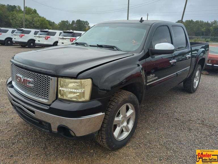 2011 GMC Sierra 1500, Texas Edition 4x4; 217,946 Miles; 3GTP2VE33BG334854