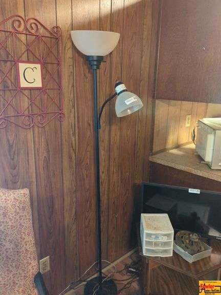 Standing Floor Lamp with Adjustable Reading Light image