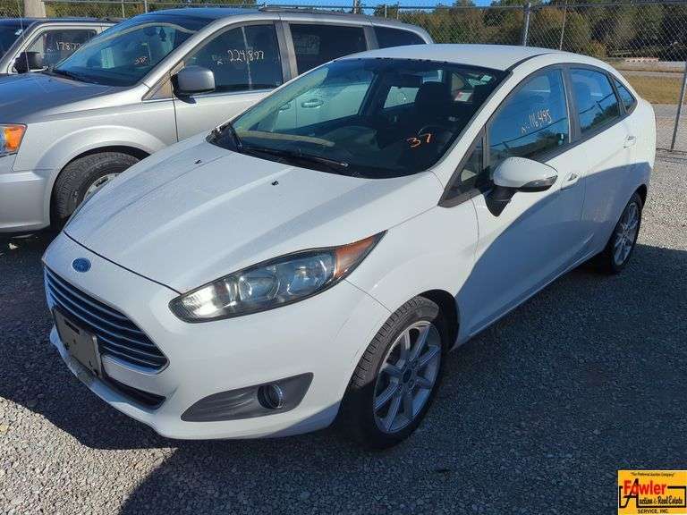 2015 Ford Fiesta SE; 116,495 Miles; VIN 3FADP4BJ8FM179166