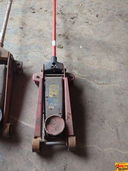 Hydraulic Floor Jack