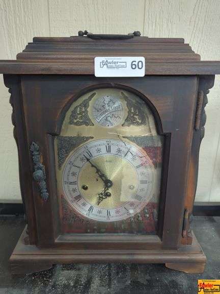 Tempus Fugit Mantle Clock image